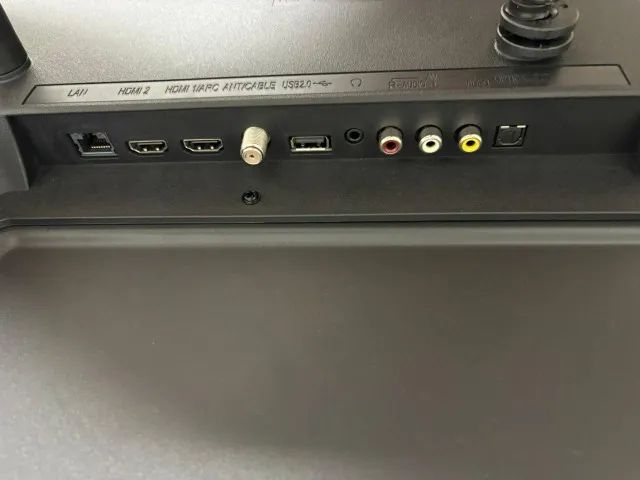 Smart TV Philco 32" Android TV - Com Nota Fiscal - Sem Defeito - Foto 2