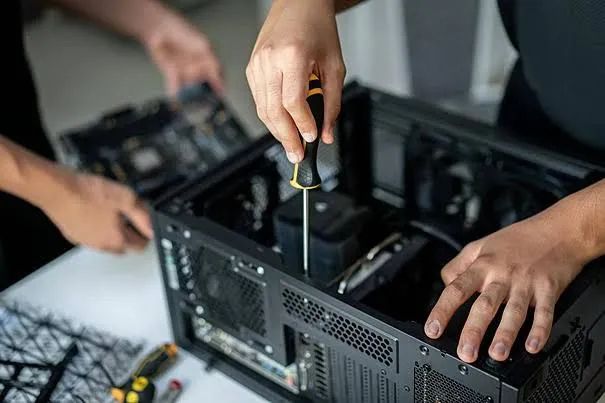 Manutenção de computadores e notebooks 