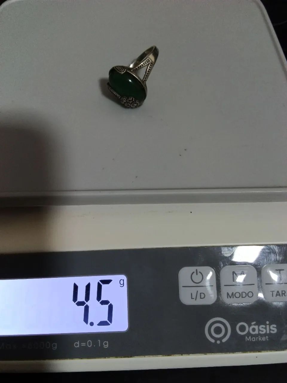 Anel em prata 925 com marcassitas e pedra verde central - Foto 4