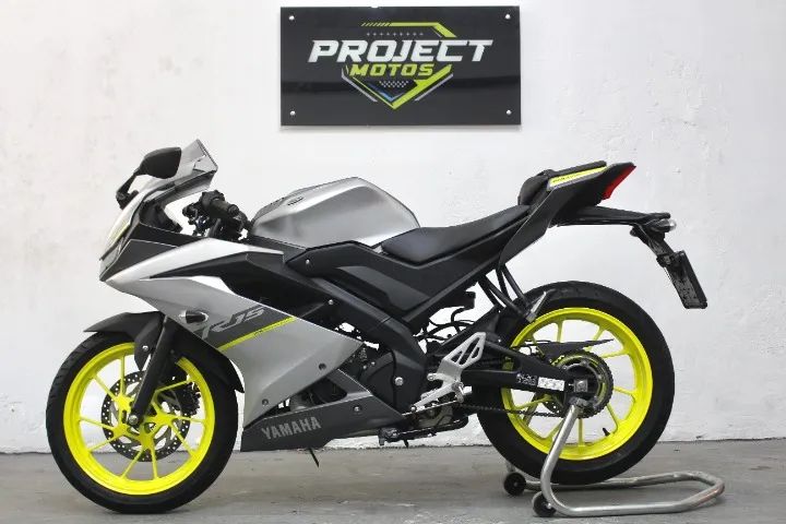 Yamaha R15 2024 - Foto 3