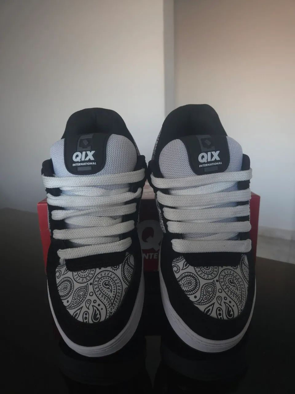 Tênis Qix 90's OG Branco e Preto - Foto 3