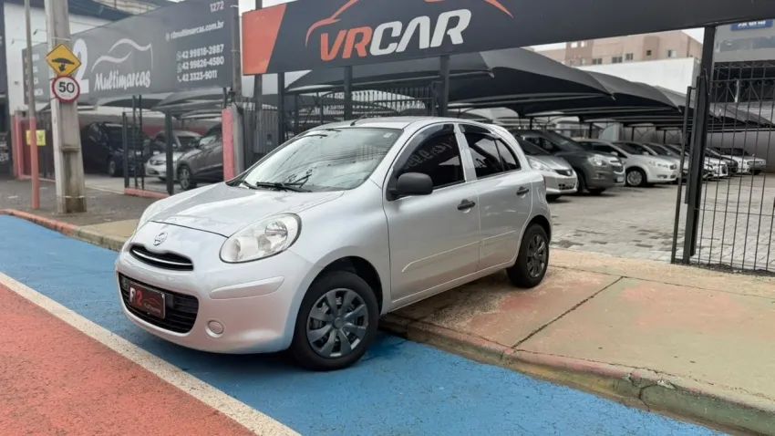 Nissan March 1.0 16V FLEX FUEL 5P 2013