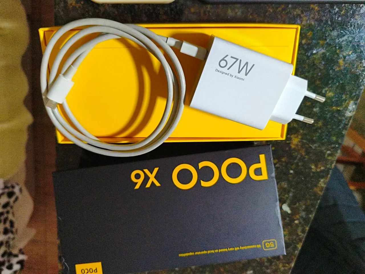 Vende-se Celular Poco x6 5g na caixa mais acessórios. - Foto 5