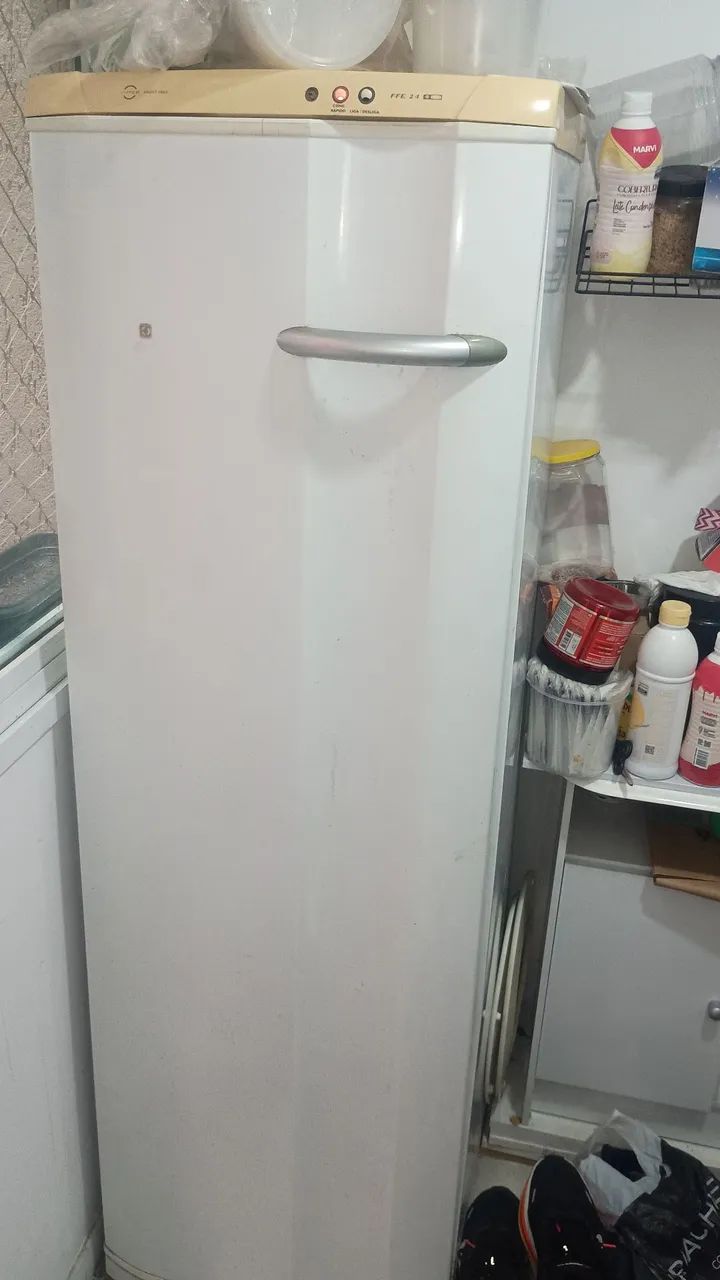 Freezer vertical gelando muito! 