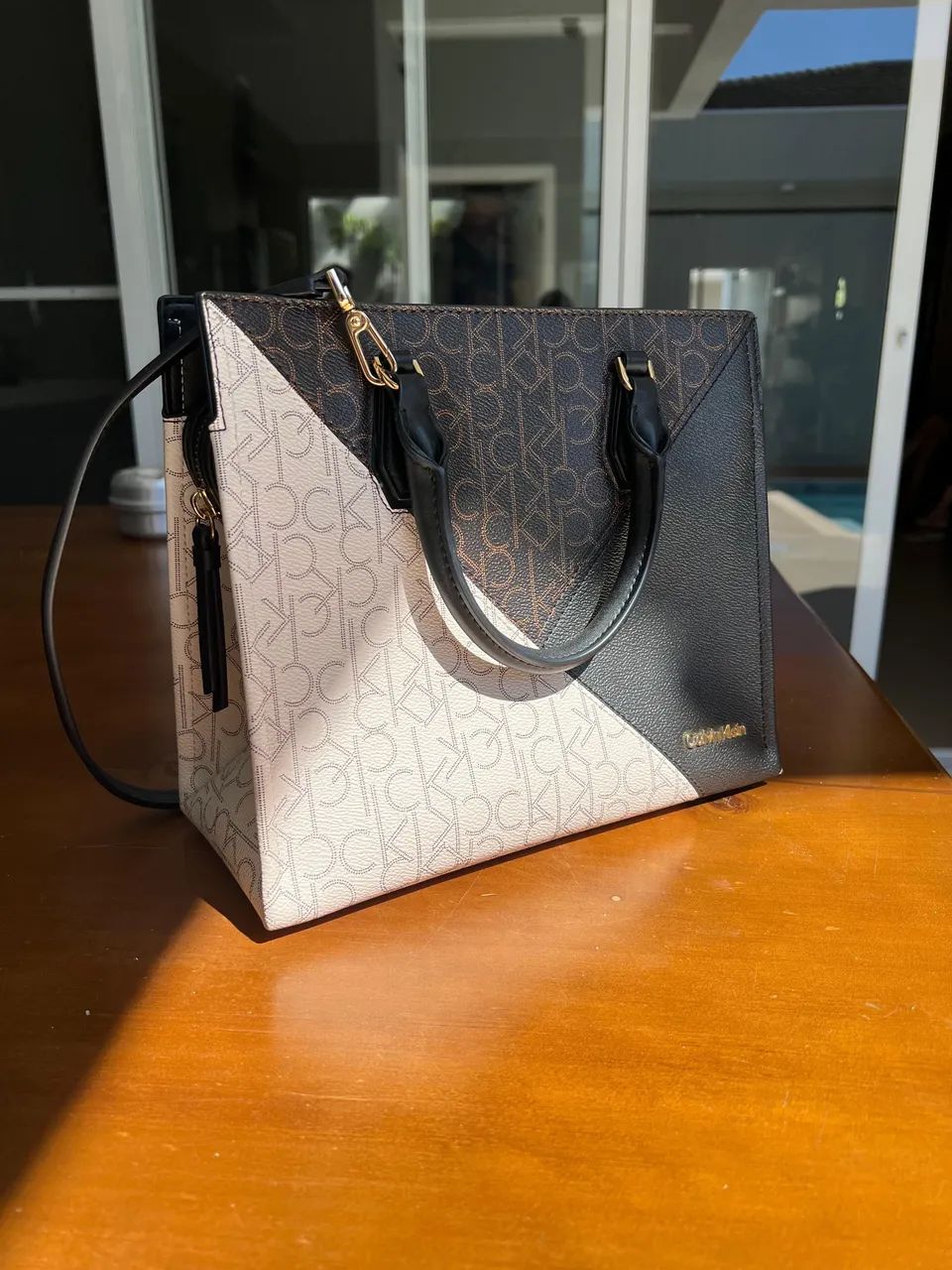 Bolsa Couro Calvin Klein