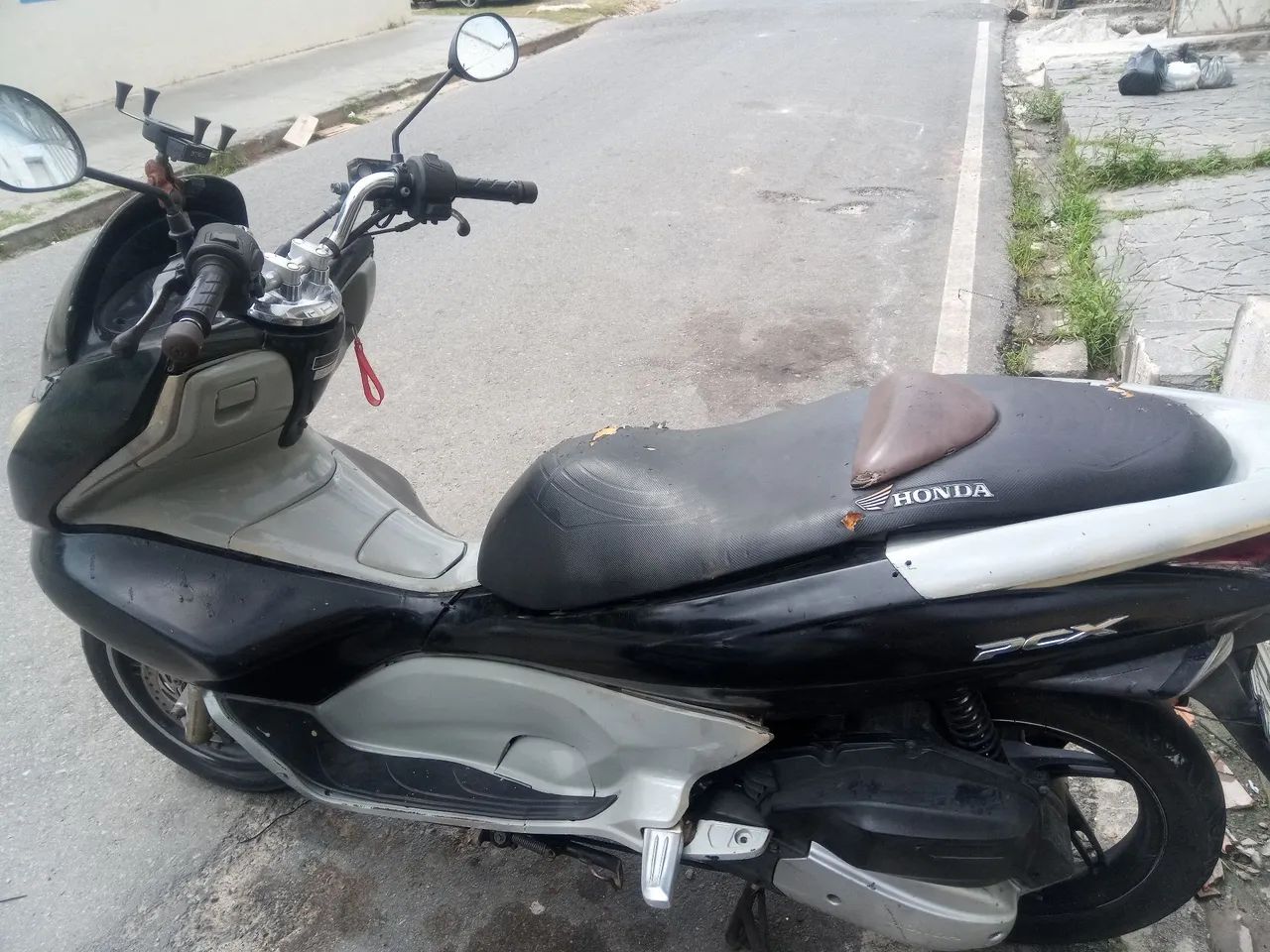 Pcx - Foto 2