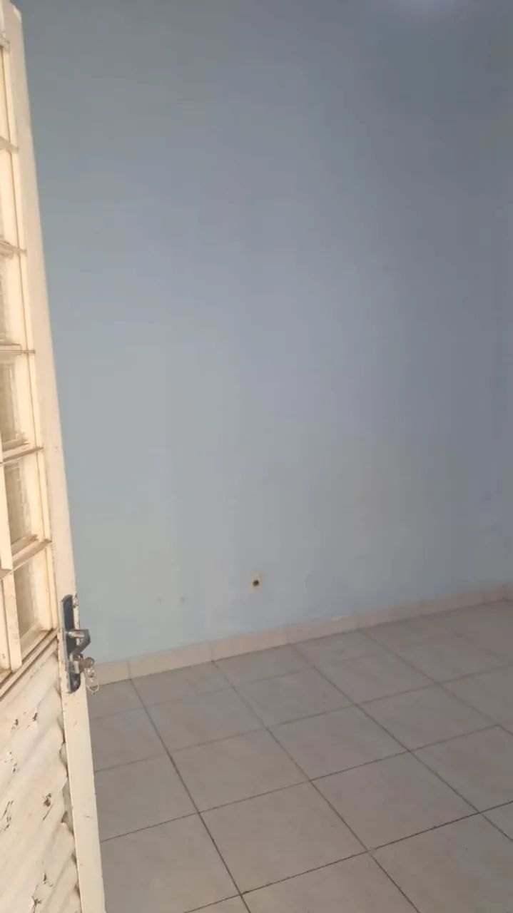 Quarto com banheiro no Paranoá 