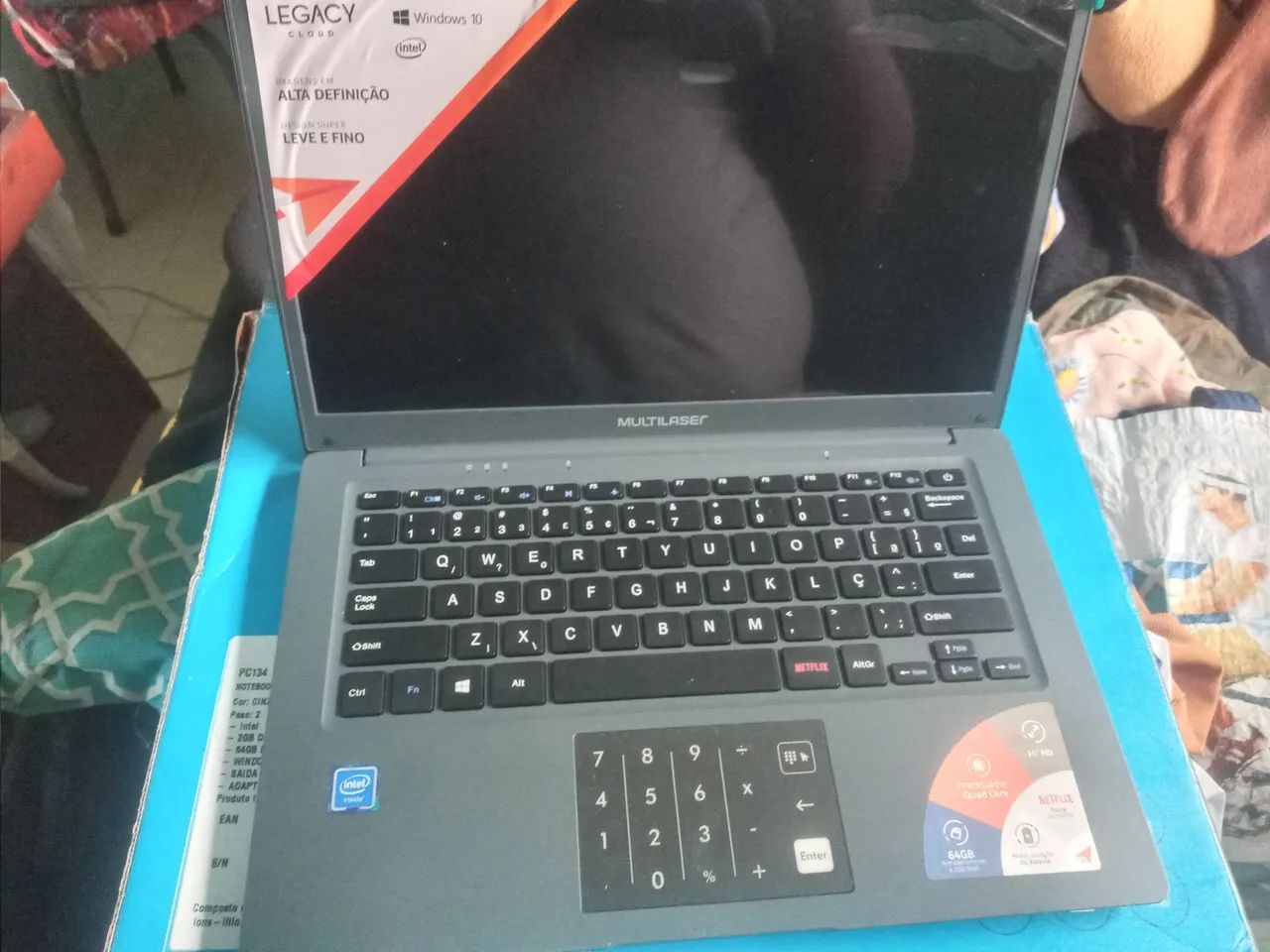 Notebook multilaser na caixa zerado