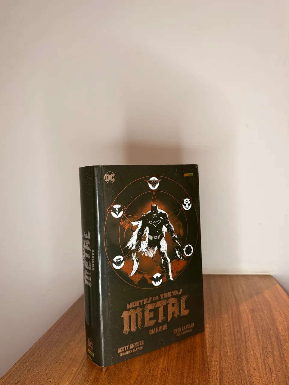Omnibus - Noite de Trevas e Metal