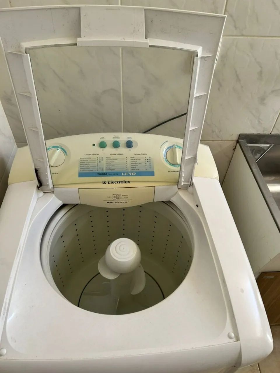 Máquina de lavar Electrolux 10kg - funcionando perfeitamente - Foto 2