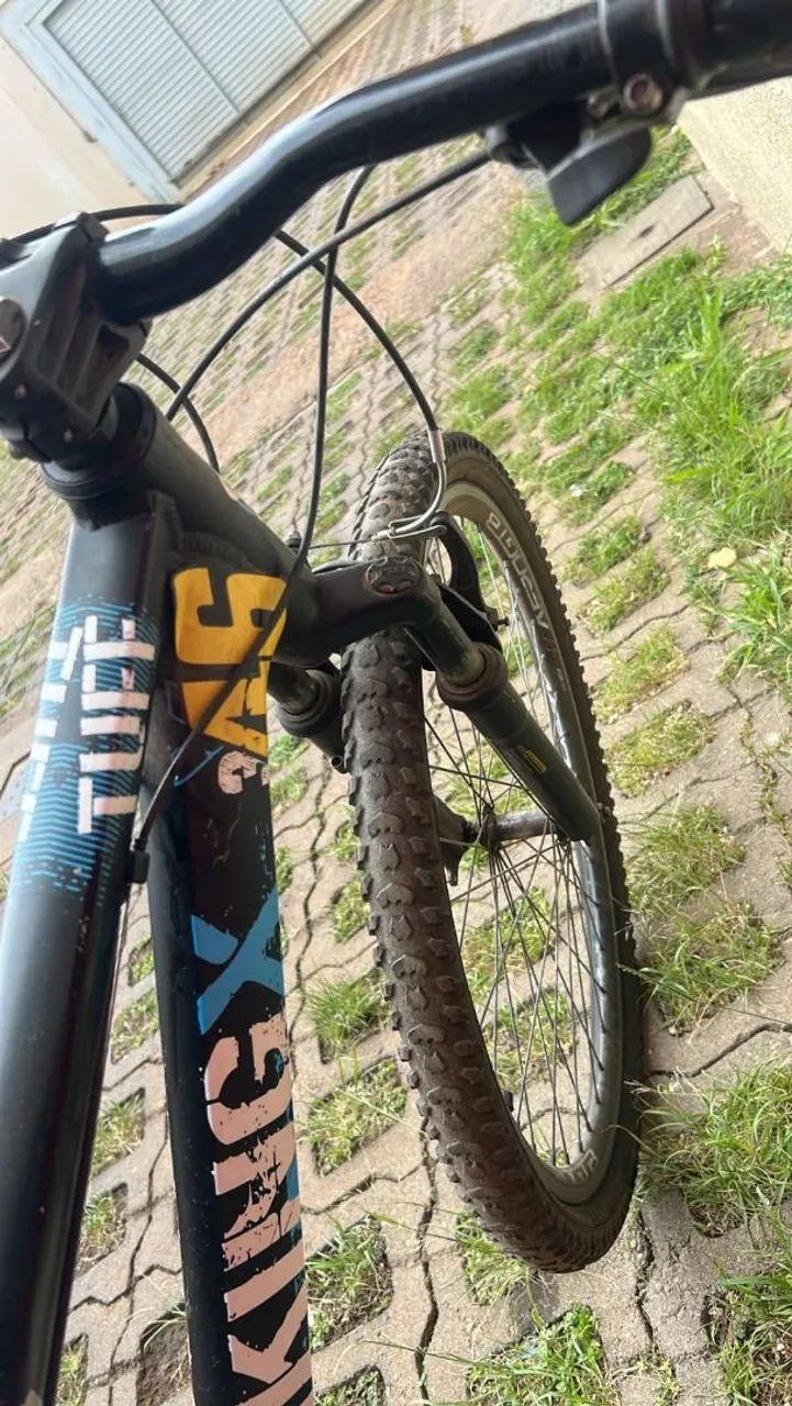 BICICLETA - VIKING X ARO 26 COM MARCHA(ACEITO TROCA) - Foto 3