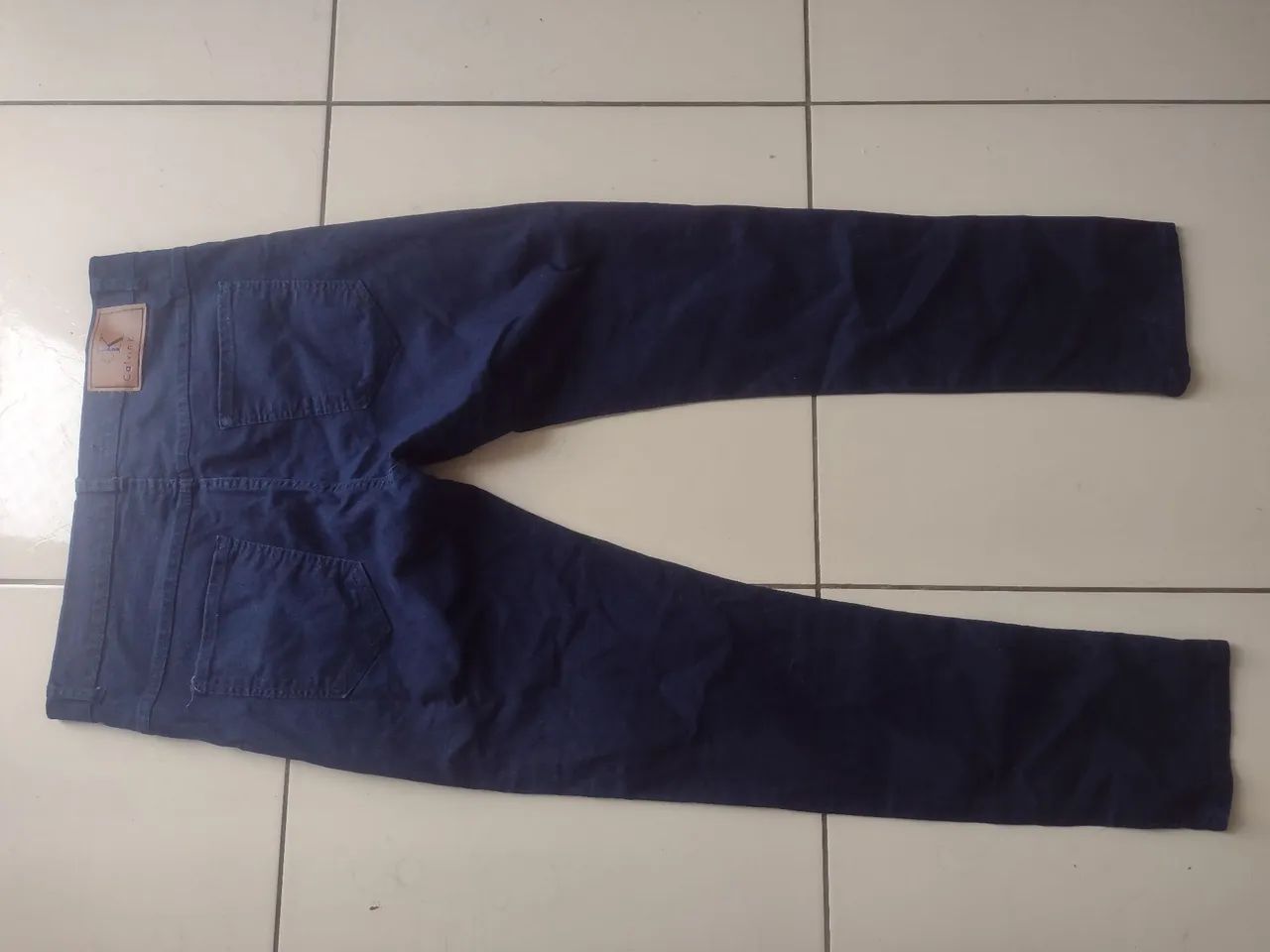 Calça jeans feminina Calvin Klein  - Foto 2