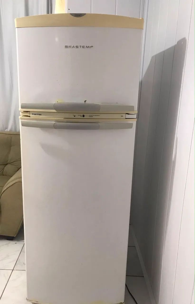Vende se geladeira - Foto 2