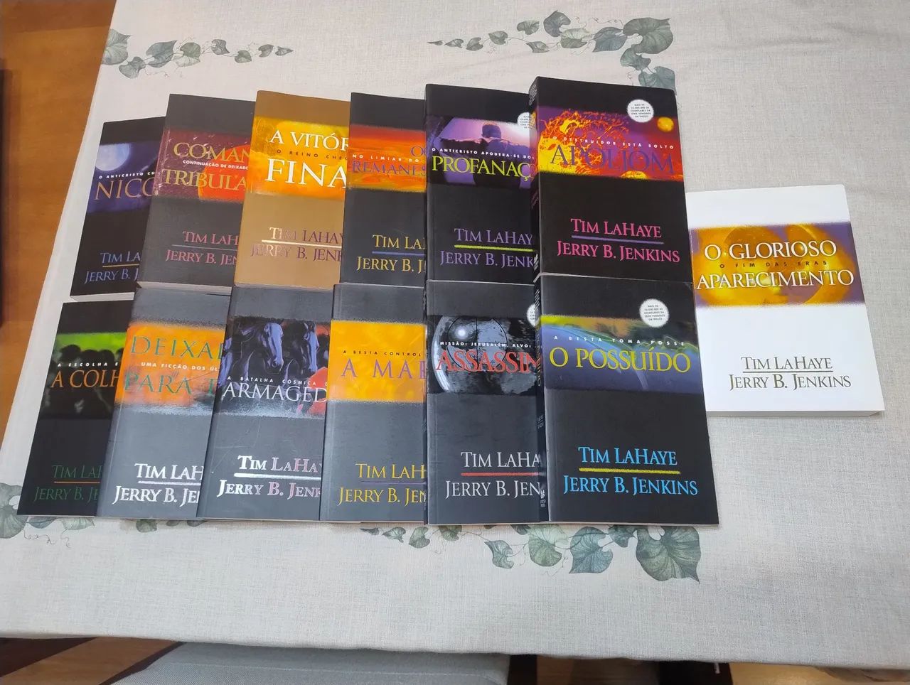 Coleção completa deixados para trás  - Foto 2