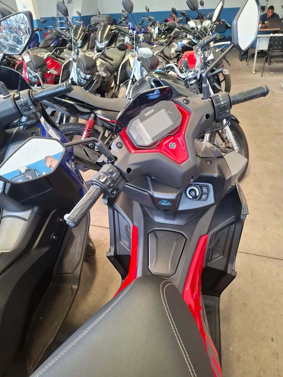 Yamaha Aerox 2026  - Foto 3