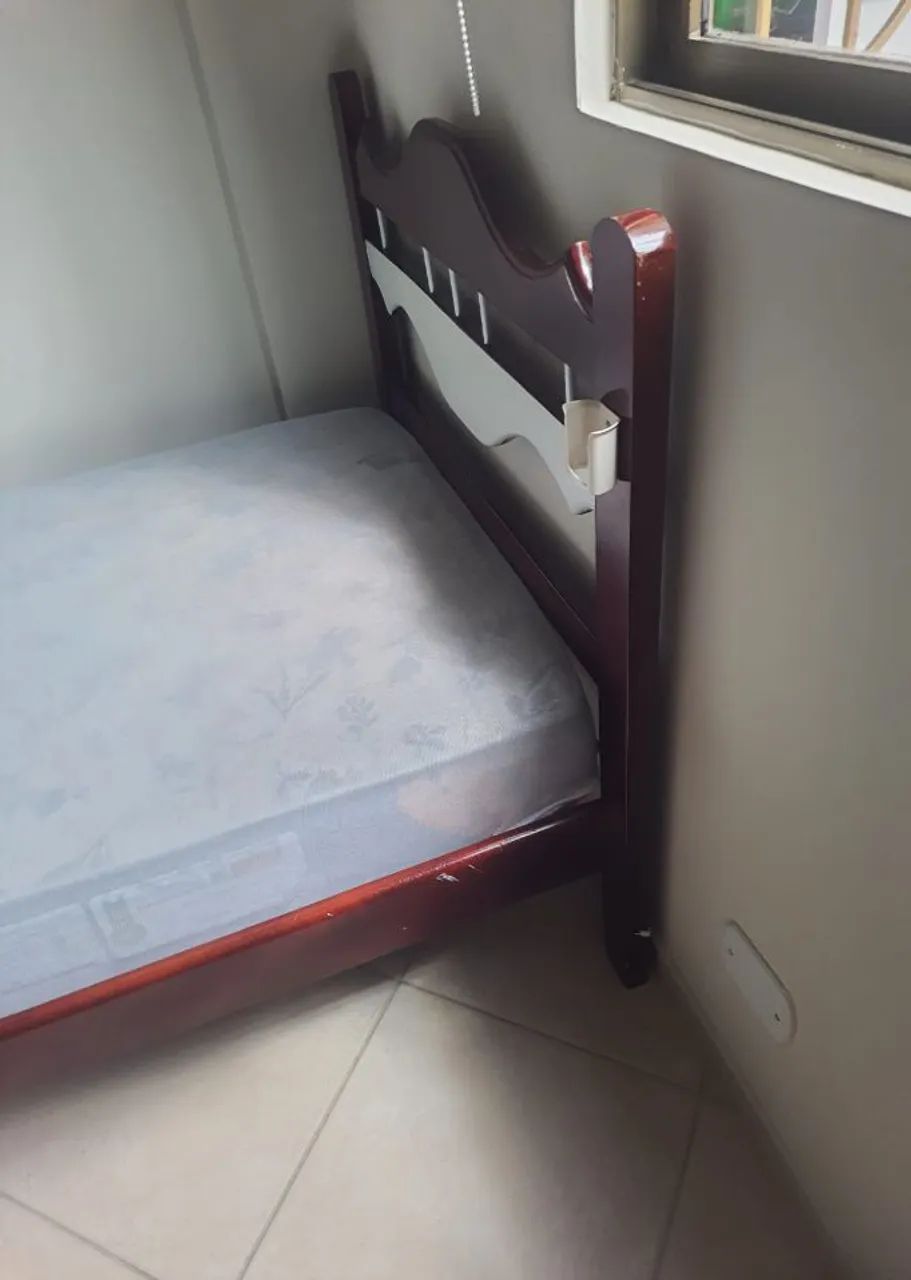 Vendo cama com colchão  - Foto 3
