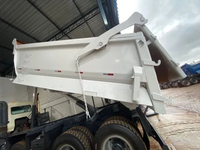 BASCULANTE 8X4 - 40 t / 22 m³ * TODO REVISADO * - Foto 7