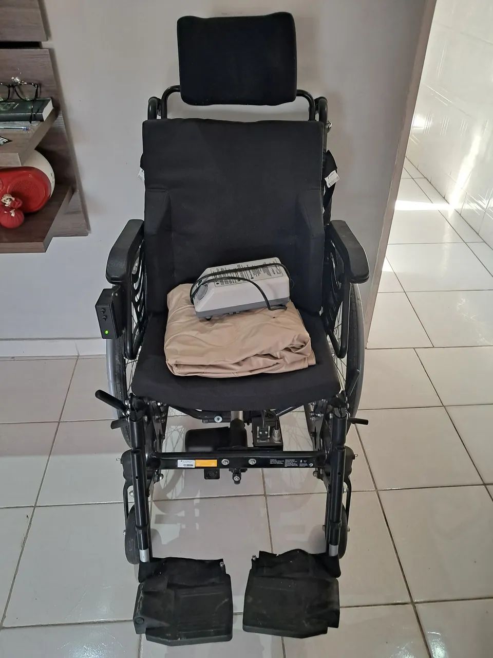 Cadeira de rodas freedoom - Foto 3