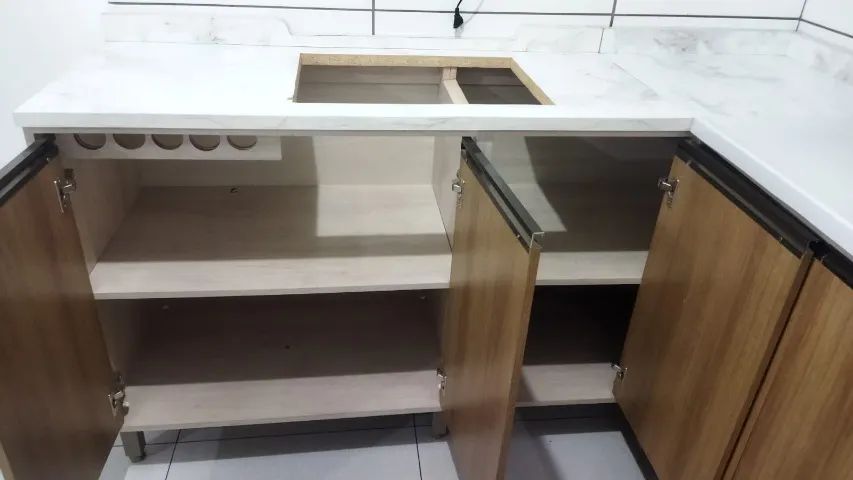 Cozinha inteira modulada semi nova - Foto 3