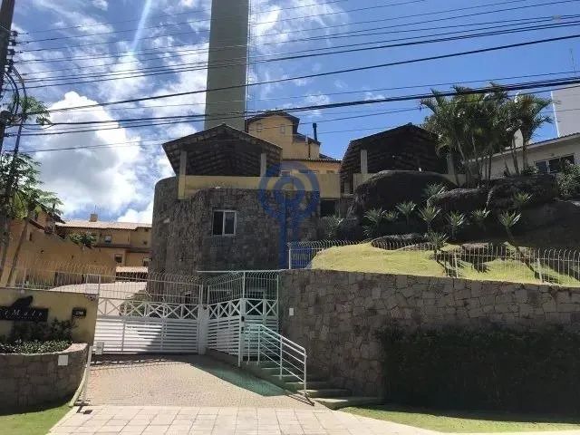 Apartamento com 3 dormitórios em Canasvieiras