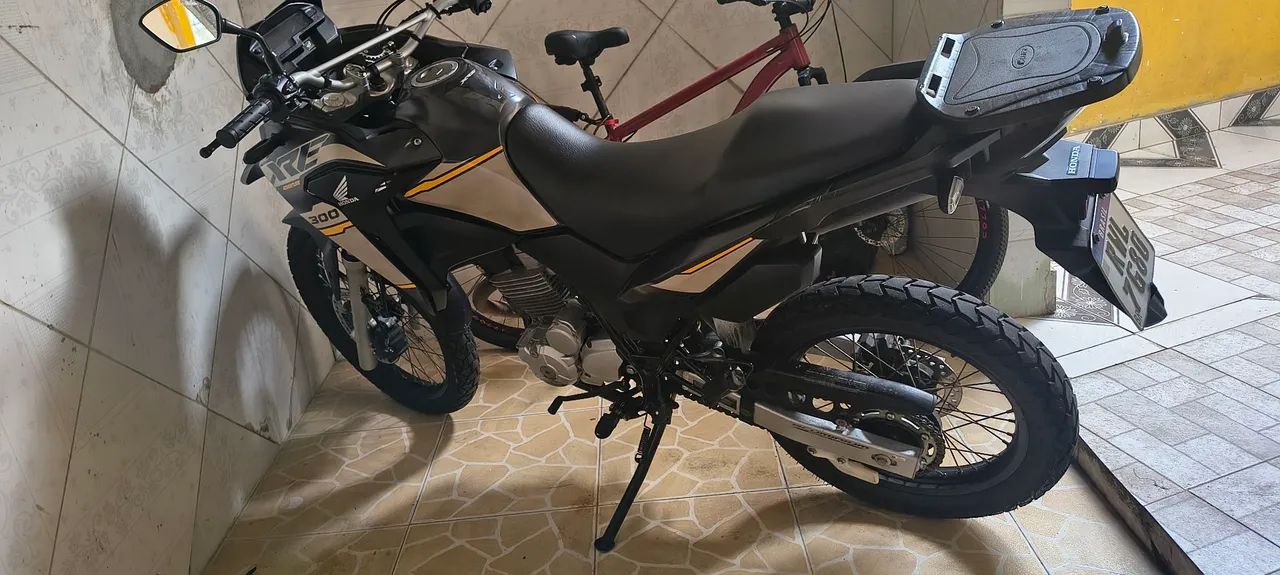 XRE 300 Adventure  - Foto 2
