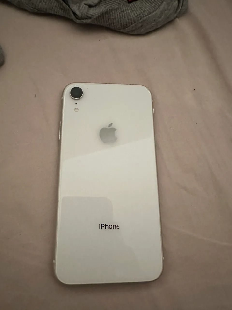 iphone xr 64gb