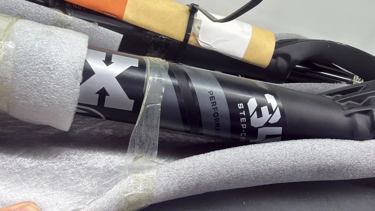 Suspensao Fox Stepcast Performance 34 - Boost 2022 - Foto 3