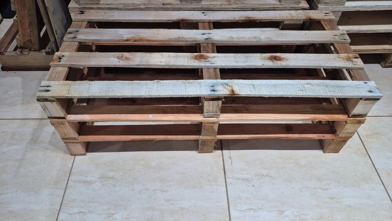 Pallets ideal para mini cercado, medida 0.50 centímetros por 1.10mt,entrego. 