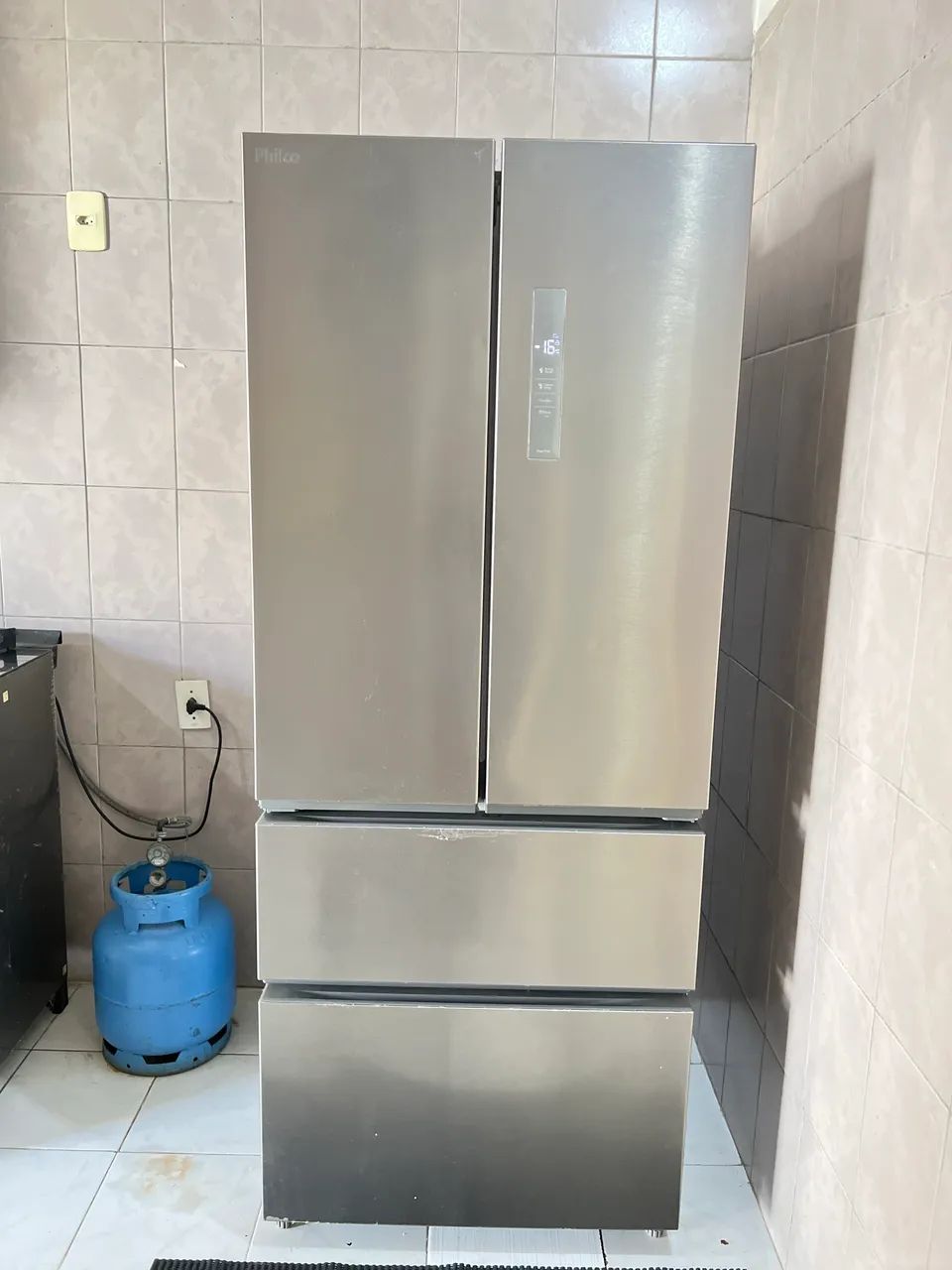 Geladeira Philco Frost Free 