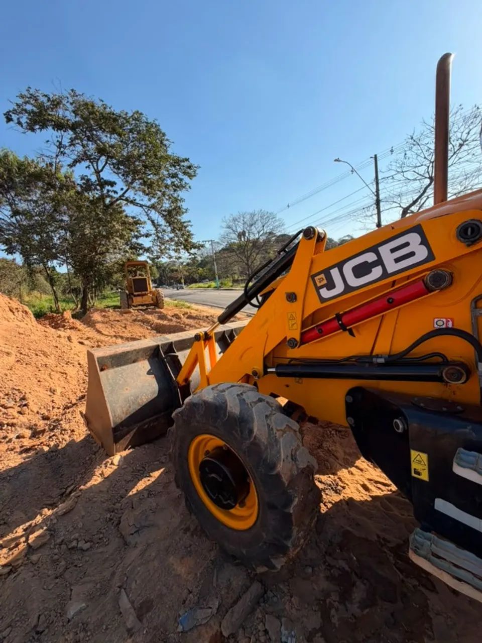 RETROESCAVADEIRA JCB 3CX 2022 4X4 - Foto 4