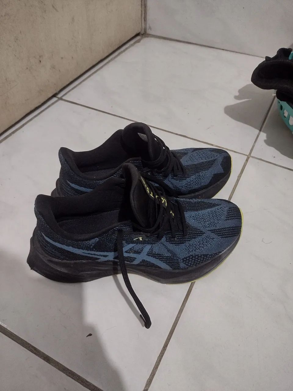 Tênis ASICS Dynablast 5 Masculino.<br>(17)<br> - Foto 2