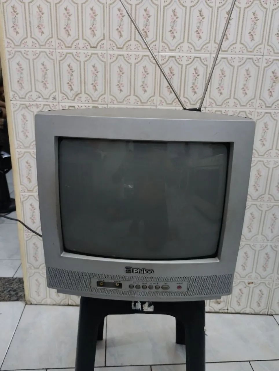 Tv Philco 14 polegadas antiga 