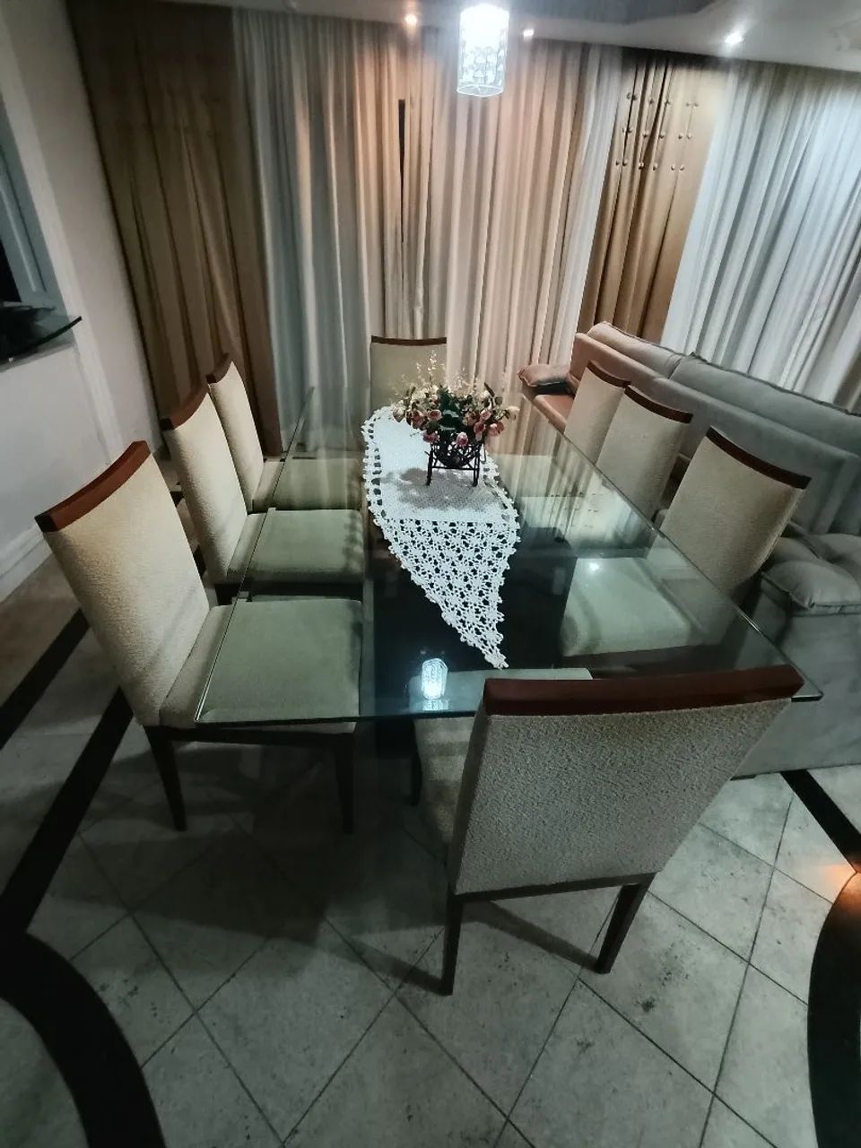 Mesa com 8 cadeiras  - Foto 3