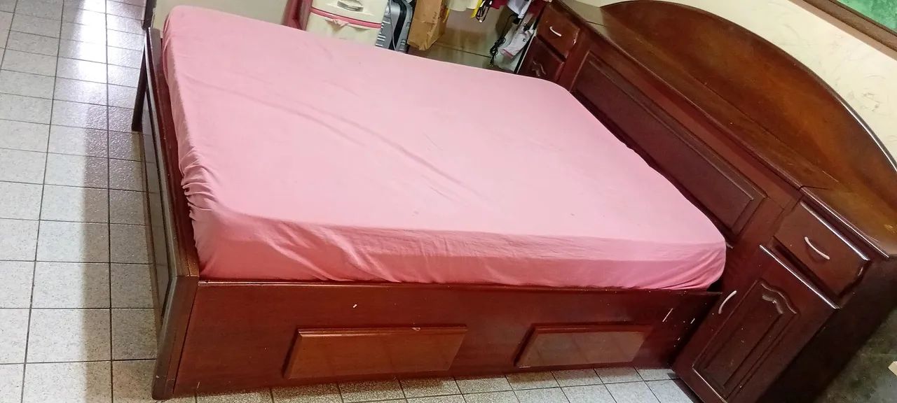 Cama de madeira.  - Foto 3