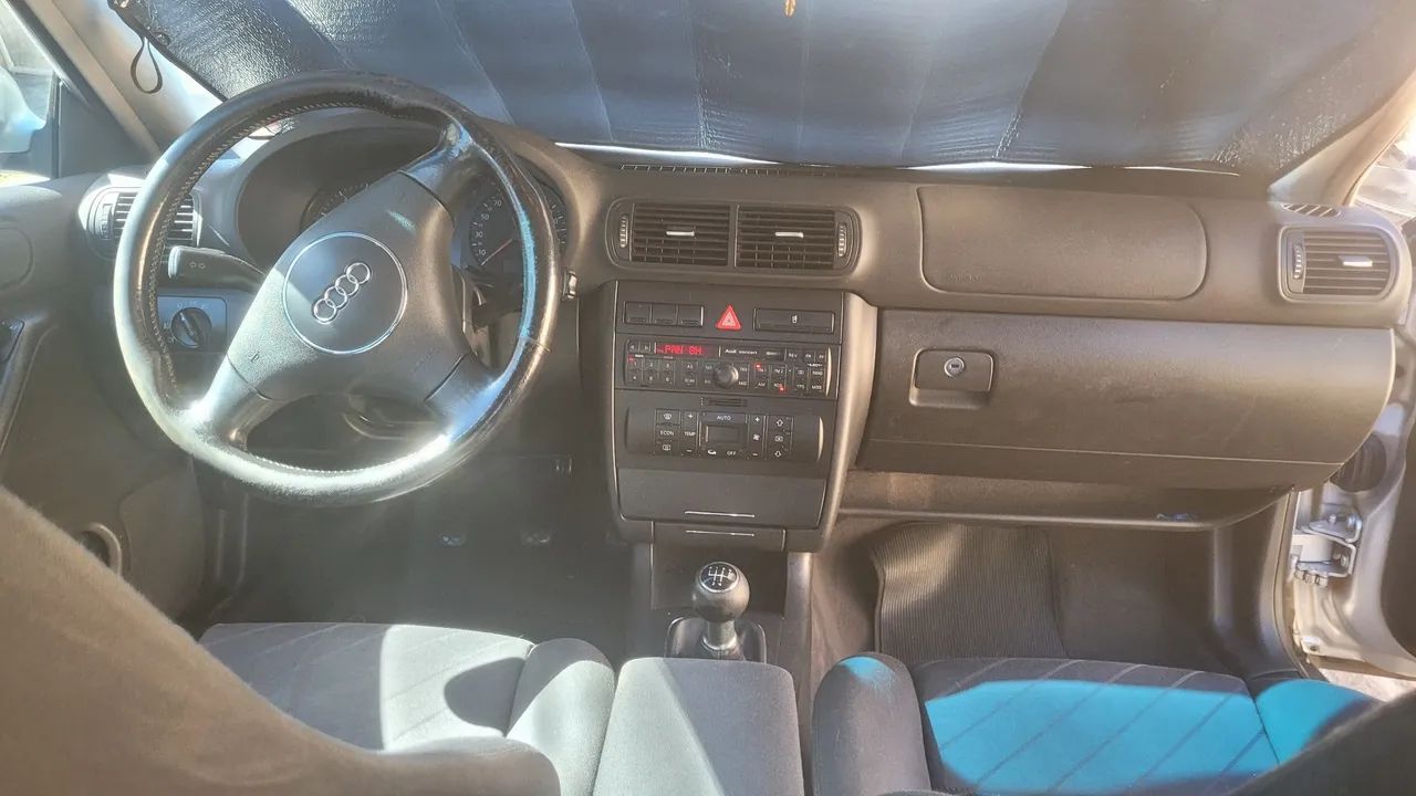 Audi A3 1.8 5P Mec. 2001 - Foto 5