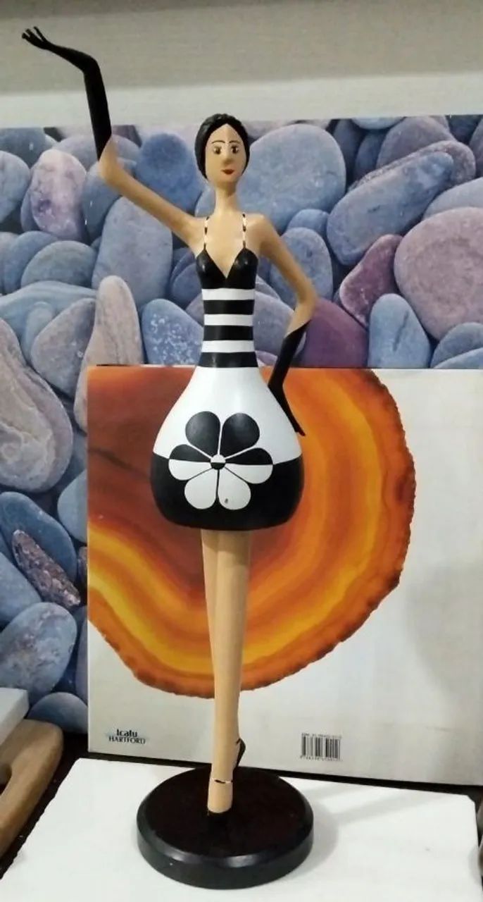 Arte boneca bailarina cabaça cuia e papel linda - Foto 2