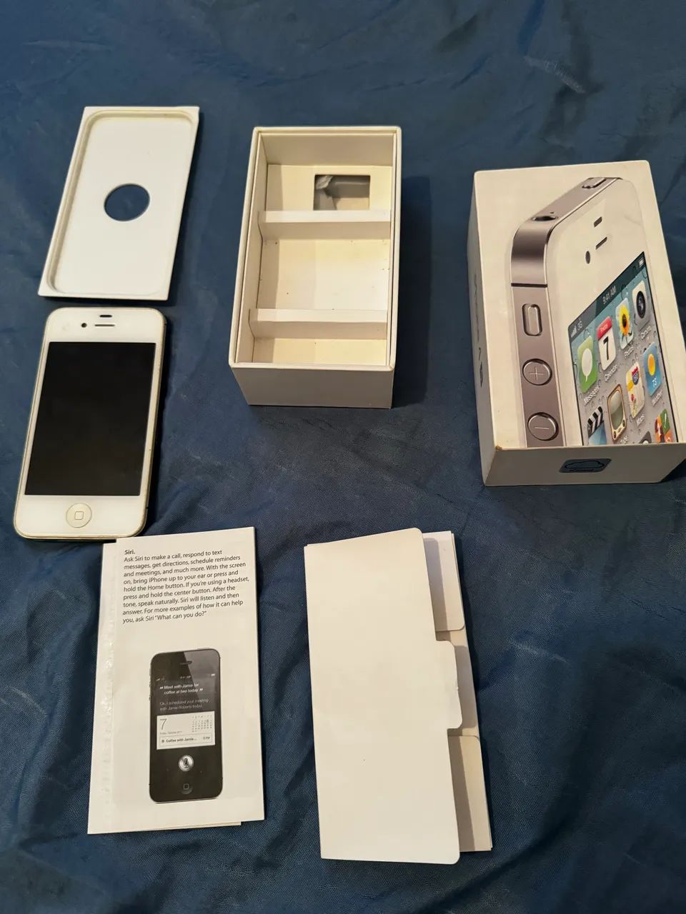 iPhone 4s na caixa completo funcionando para colecionador  - Foto 2