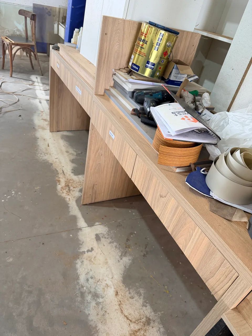DUAS mesas/ cabines de trabalho - Foto 2