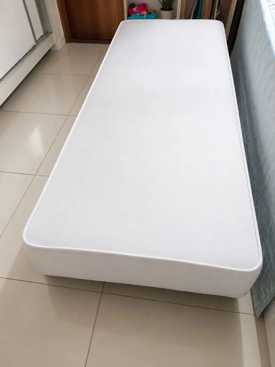 Base para colchão- semi nova Frete incluso  - Foto 3