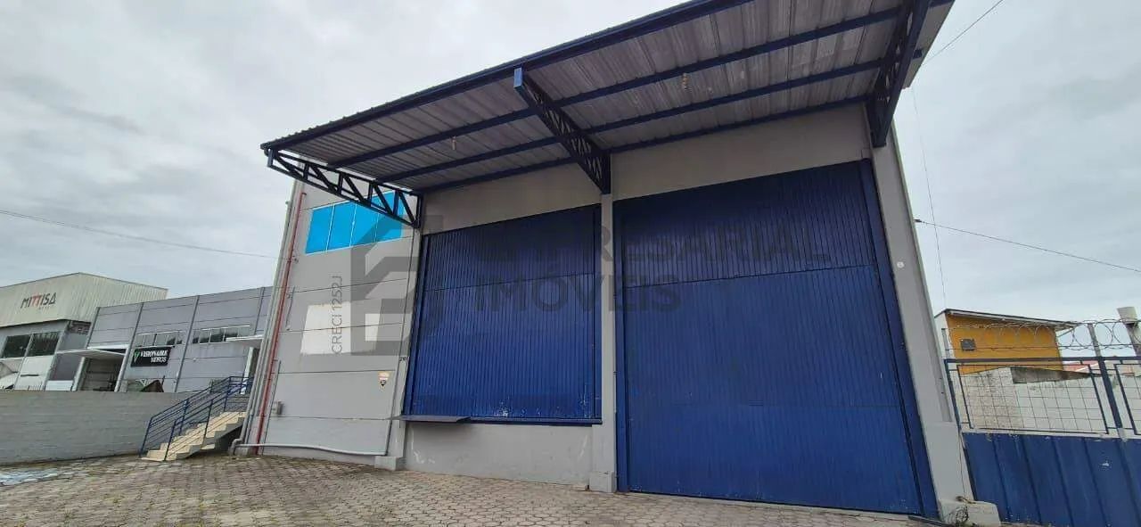 GALPÃO PARA LOCAÇÃO EM BIGUAÇU/SC  EXCELENTE ESTRUTURA LOGÍSTICA E OPERACIONAL - Foto 2
