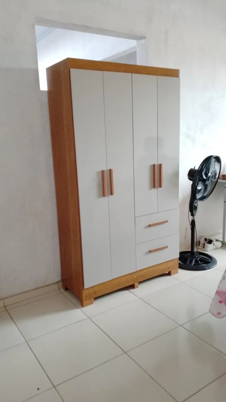 Guarda roupa estrela com 4 portas e 2 gavetas - Foto 3