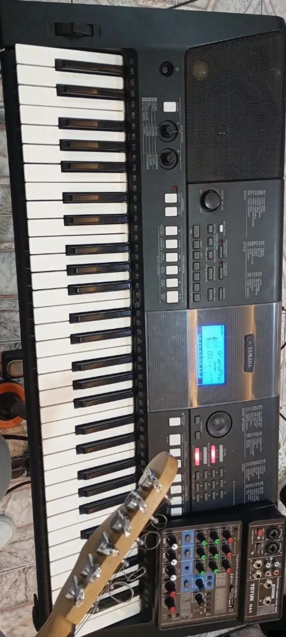 Teclado Arranjador Yamaha PSR E423