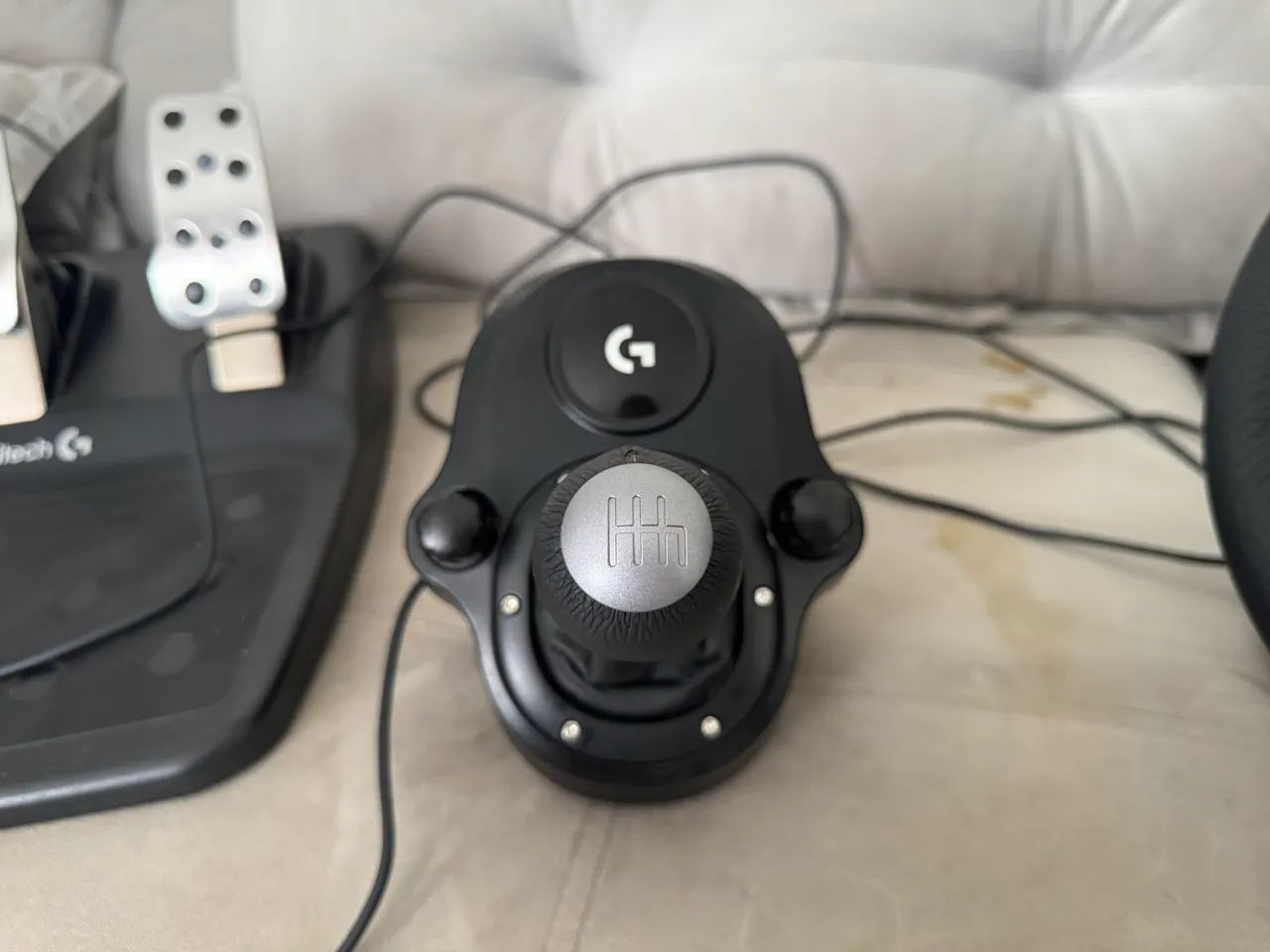 Volante logitech g29, pedais e câmbio  - Foto 4