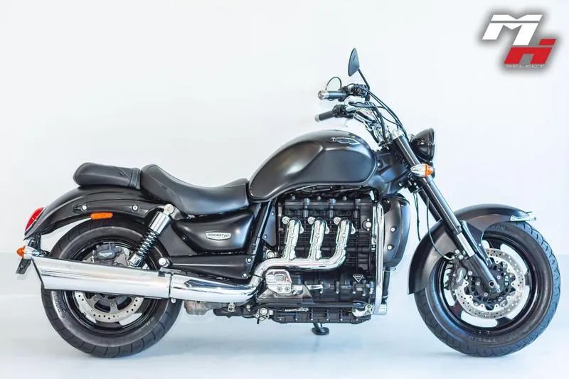 ☆Romeo0615☆ アウトレット3キロ Triumph III Roadster 2300cc 2013 - 1487300989 | OLX