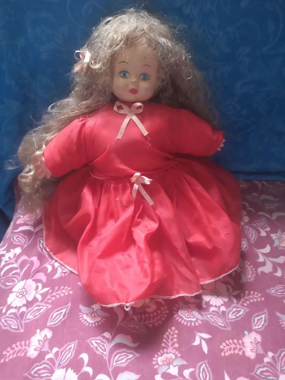 Antiga boneca dos anos 90