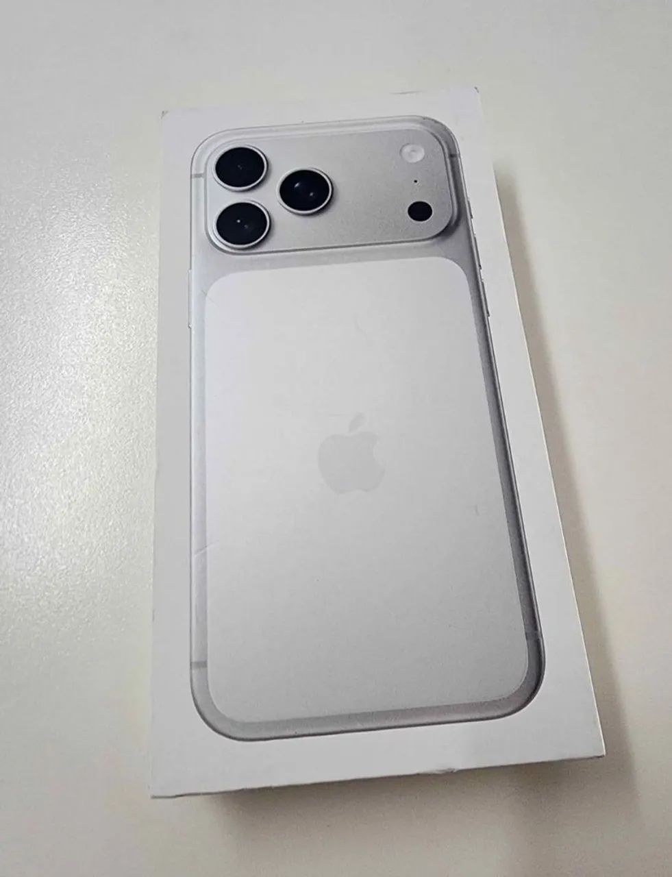 IPHONE 17 PRO MAX LACRADO CINZA COM NOTA FISCAL GARANTIA DE 1 ANO, 