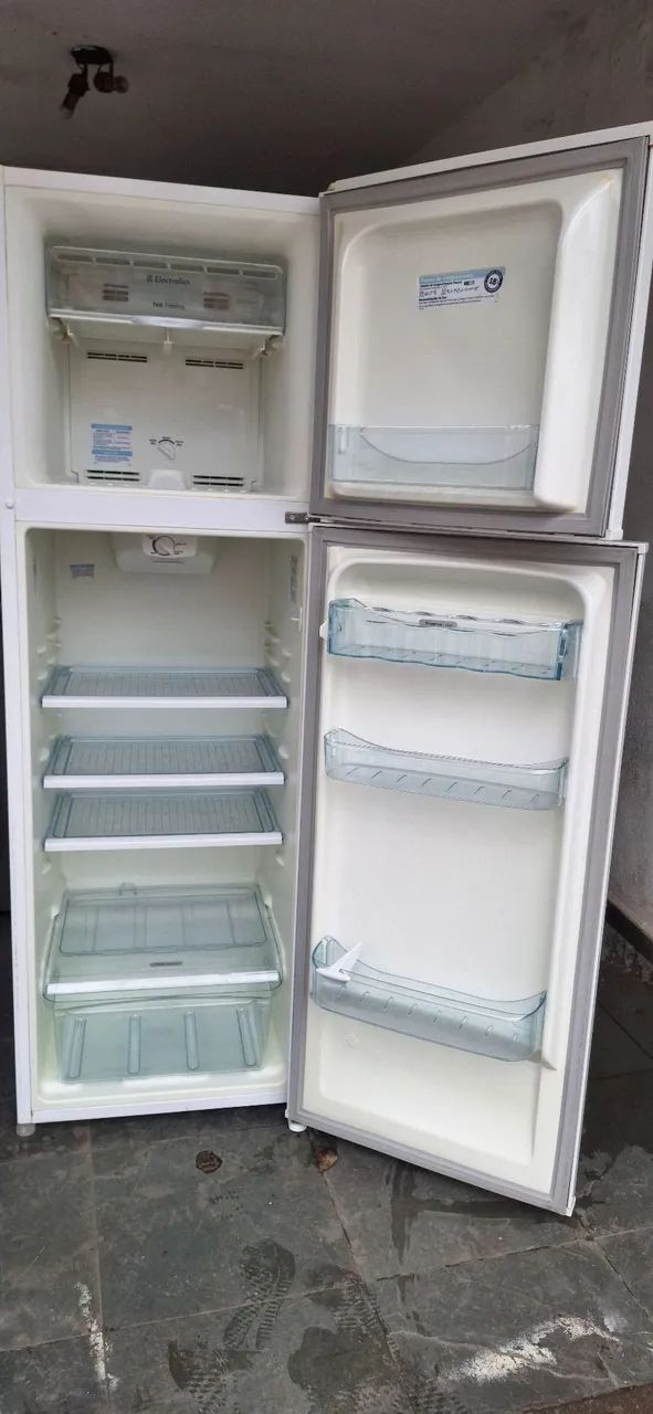 Geladeira duplex Electrolux  - Foto 4