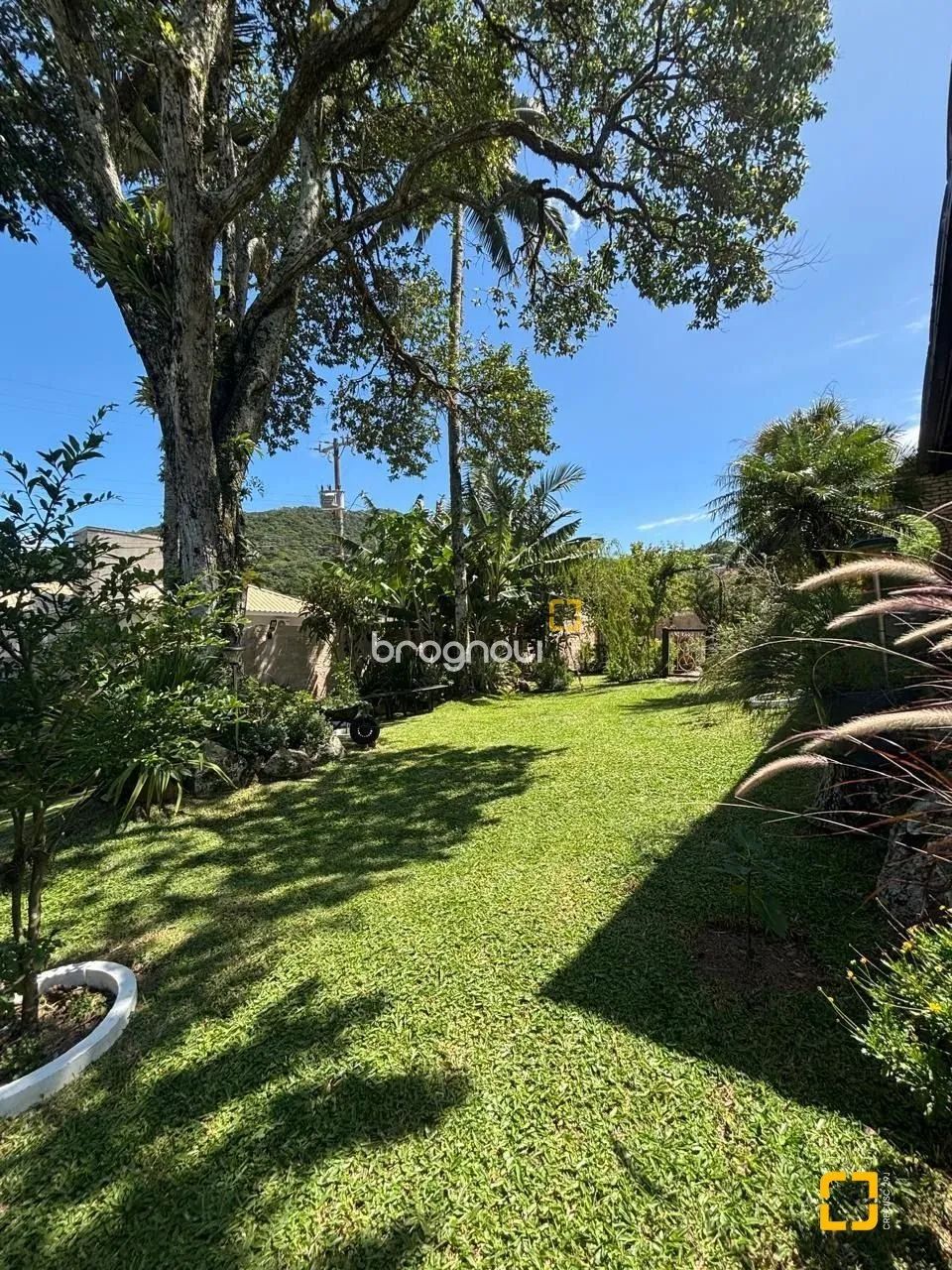 BROGNOLI VENDE - CASA COM 3 DORMITÓRIOS, SENDO 1 SUÍTE, VISTA MAR - SAMBAQUI. - Foto 5