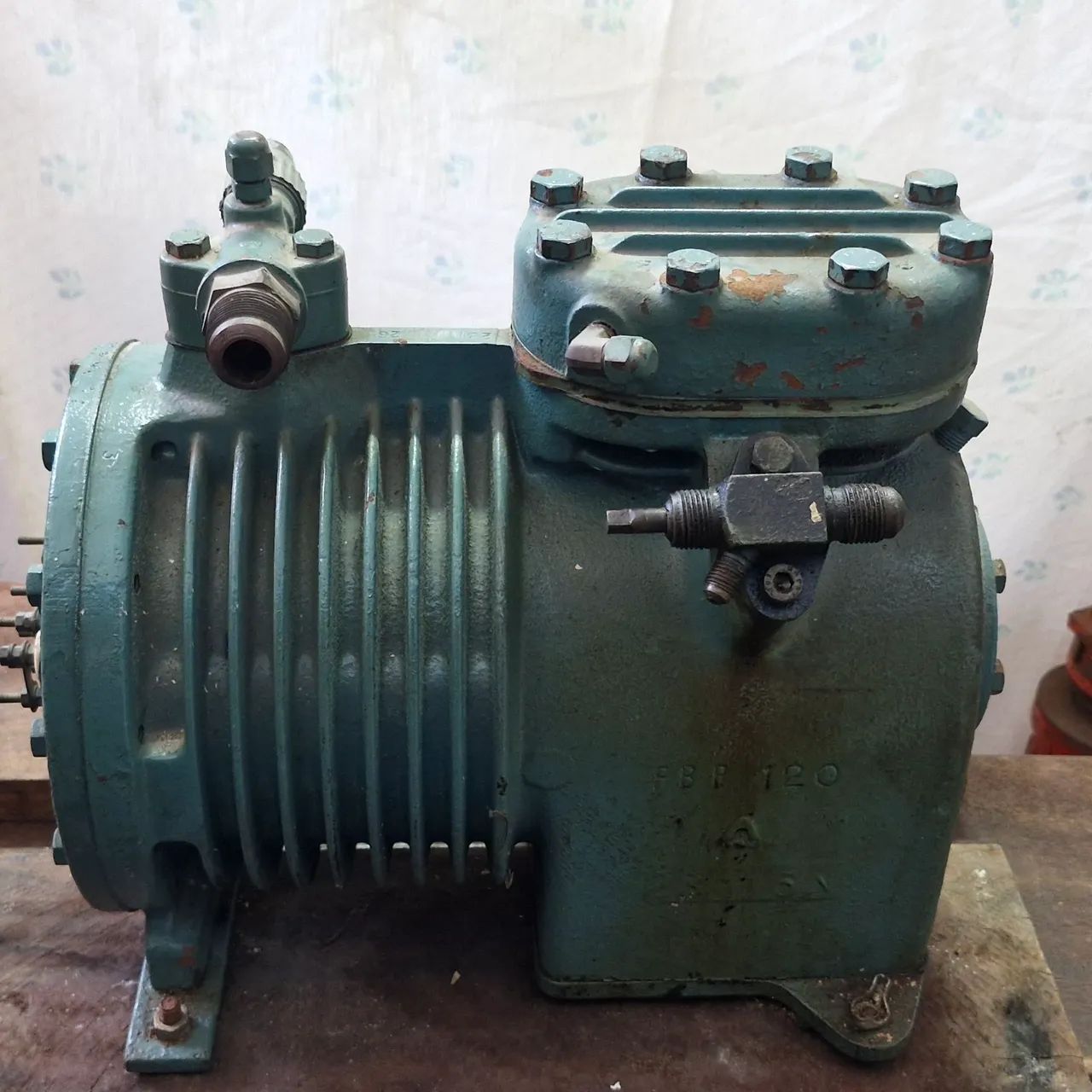 Compressor para refrigeração  - Foto 2
