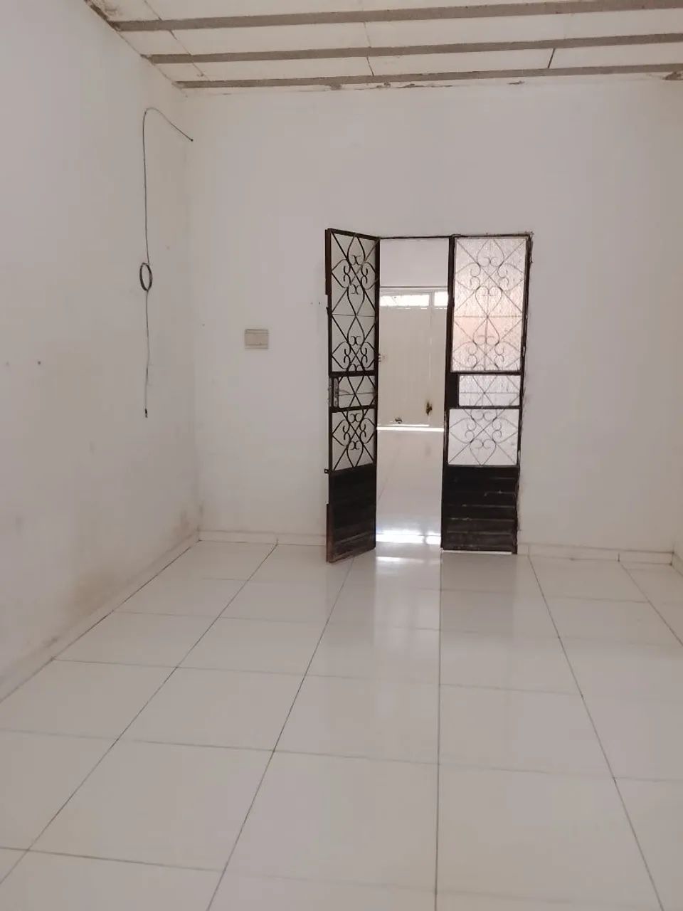 VENDO CASA DE PRIMEIRO ANDAR  - Foto 3